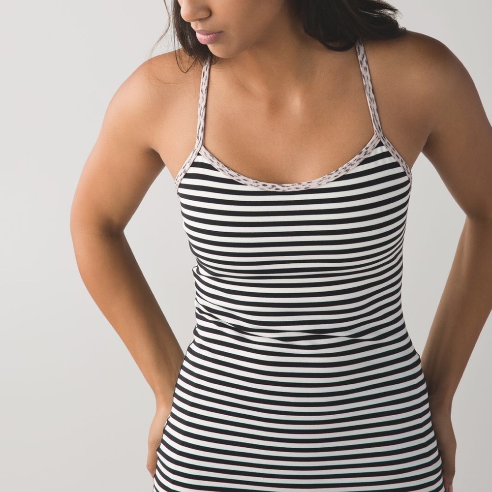 Lululemon power y tank sz 6